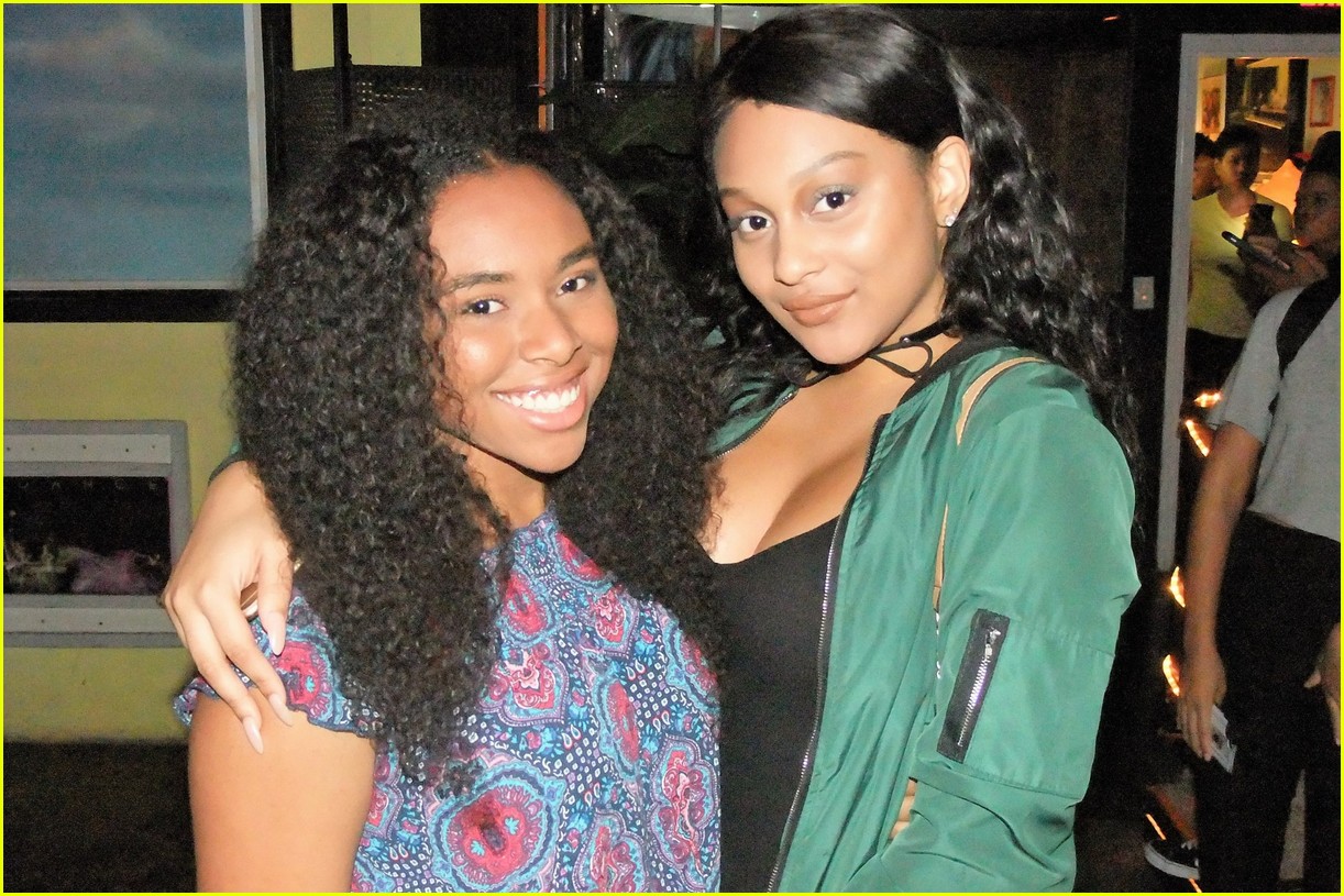 Dante Brown Celebrates 17th Birthday With Chandler Kinney & More!