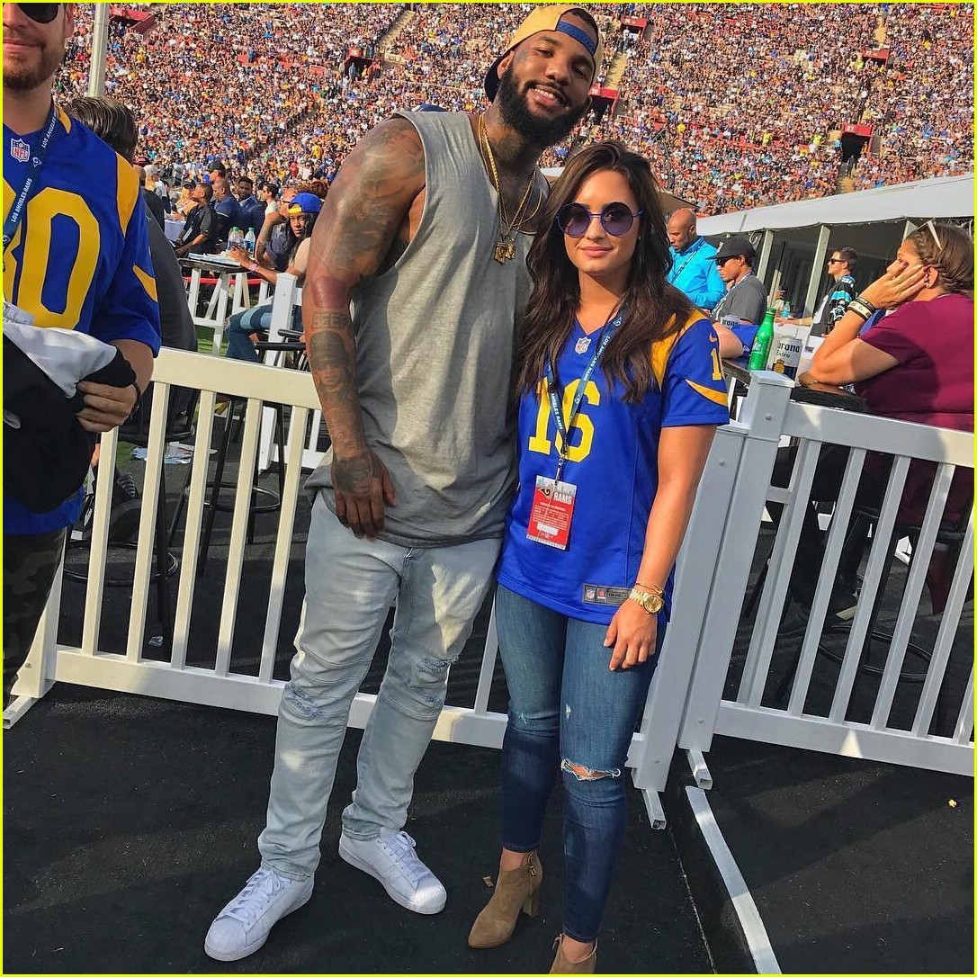 Demi Lovato & Luke Rockhold Fuel Romance Rumors at Rams Game