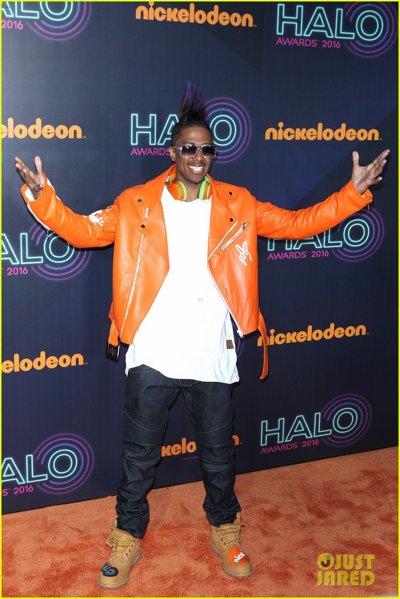 Hailee Steinfeld, Daya & Alessia Cara Show Some Girl Power at HALO Awards