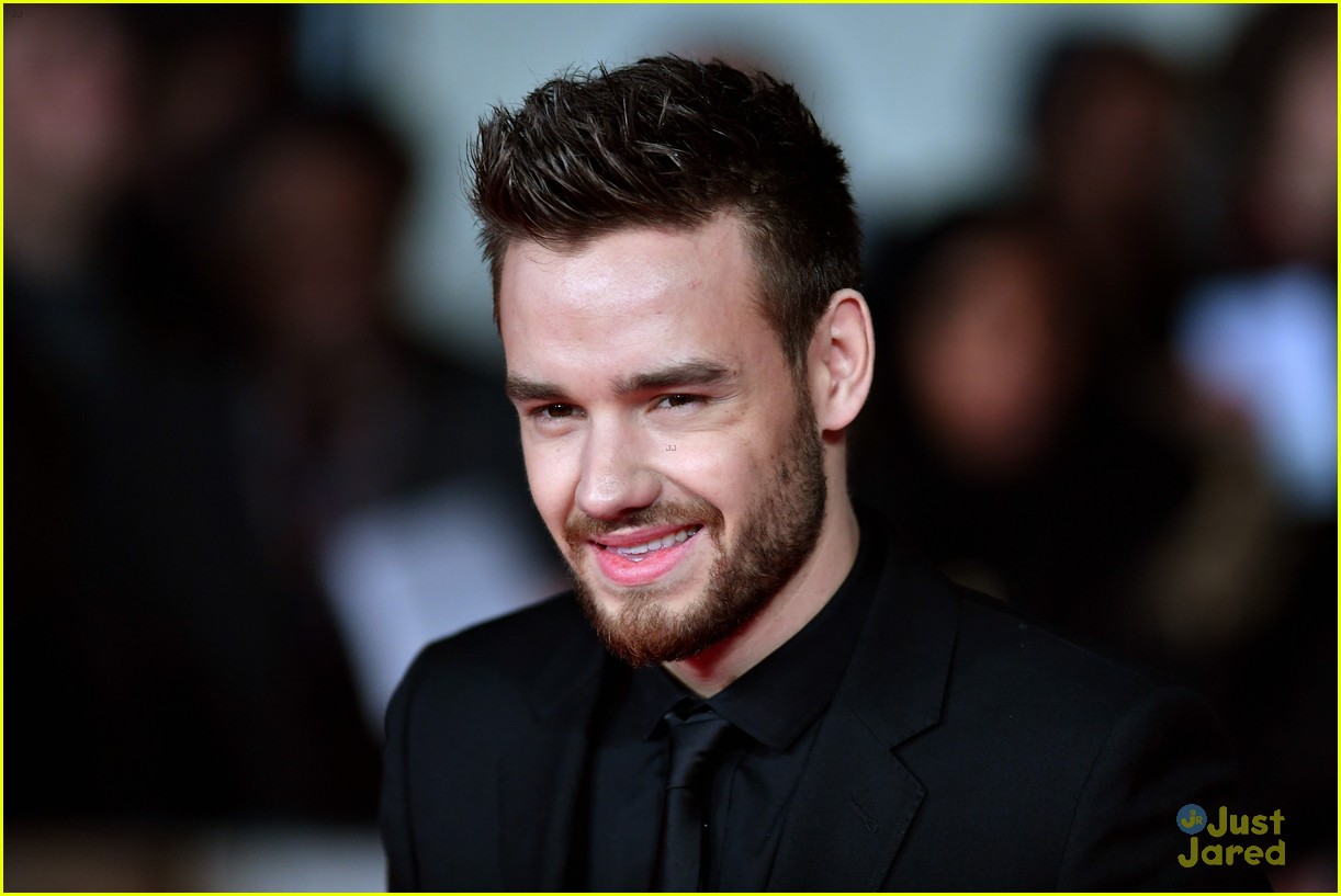 Liam Payne Goes Solo Without Cheryl Cole to 'I Am Bolt' Premiere