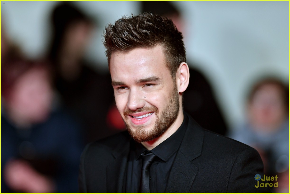 Liam Payne Goes Solo Without Cheryl Cole to 'I Am Bolt' Premiere