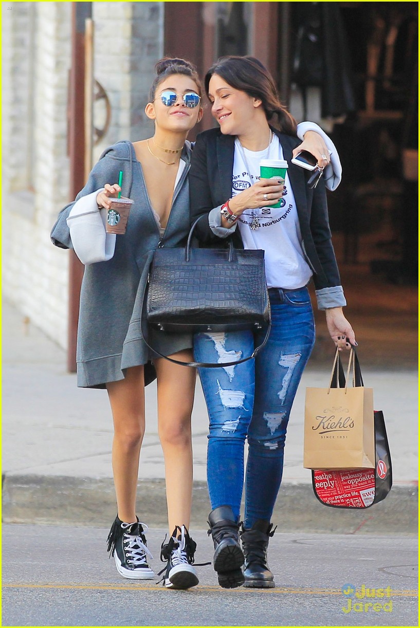 Madison Beer Spends Time With Mom Tracie in Los Angeles