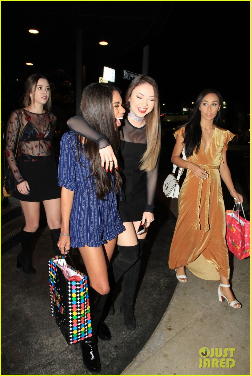 YouTube Star Meredith Foster Celebrates 21st Birthday With Her BFFs!