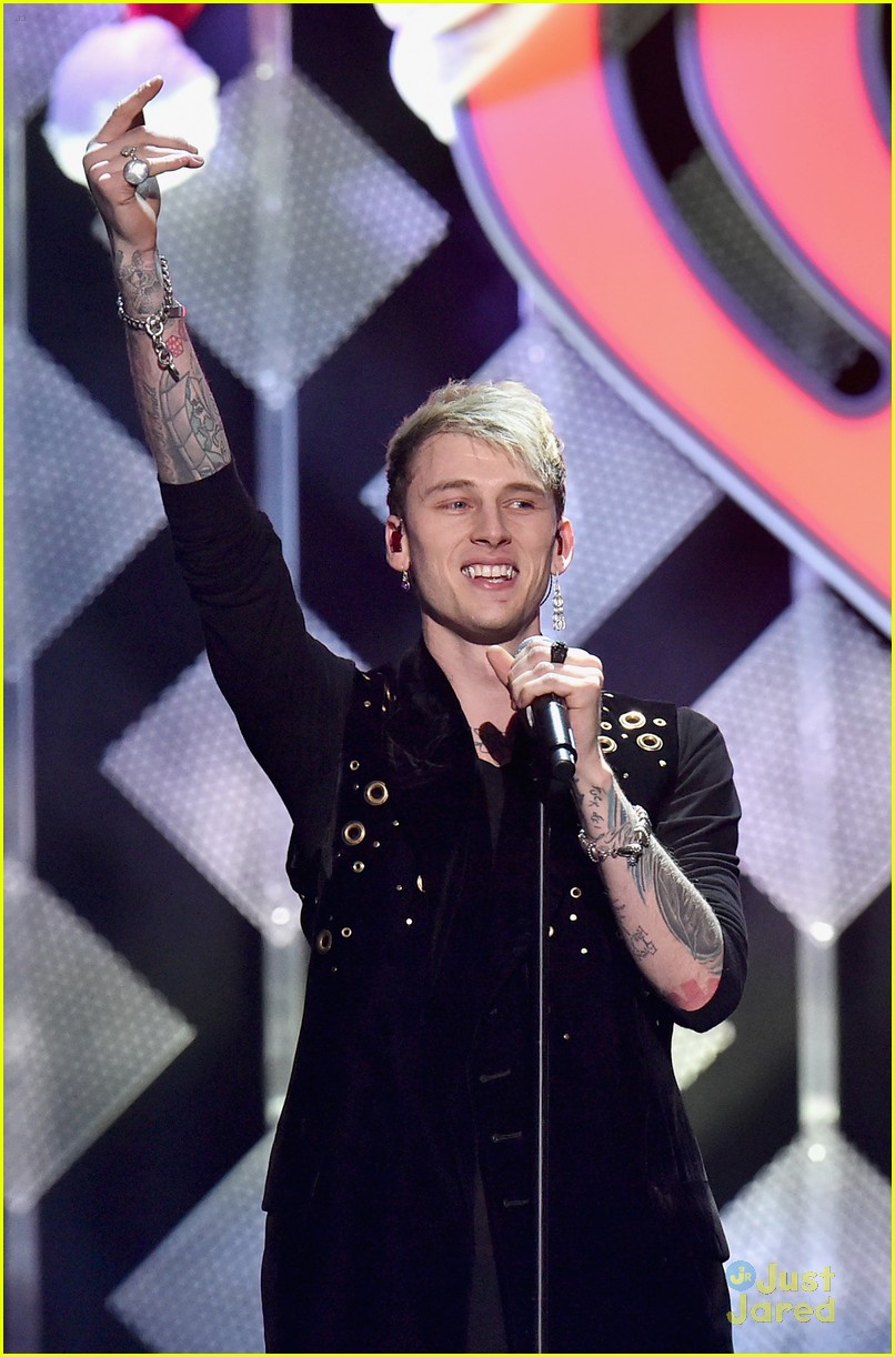 VIDEO: Fifth Harmony Blow Away Everyone at Z100's Jingle Ball 2016!