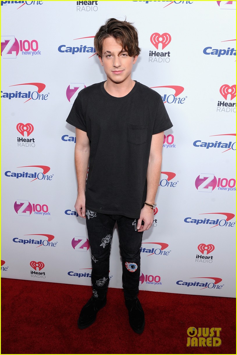 Niall Horan & Charlie Puth are Holiday Crush-Worthy at Z100's Jingle Ball 2016!