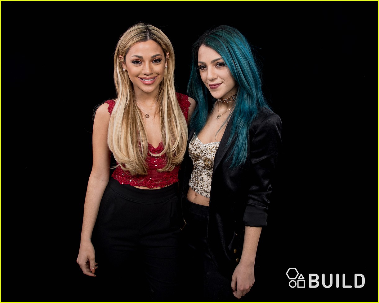 YouTube Stars Niki & Gabi Head To NYC To Promote Their Music Video