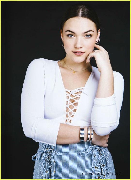 'The Flash' Actress Violett Beane Wants To Be Part of the Body Positivity Movement