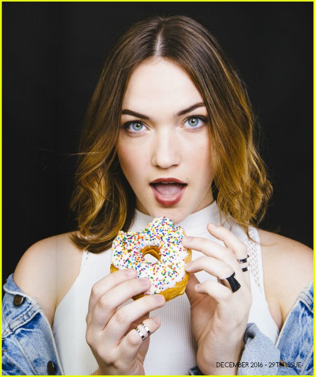 'The Flash' Actress Violett Beane Wants To Be Part of the Body Positivity Movement