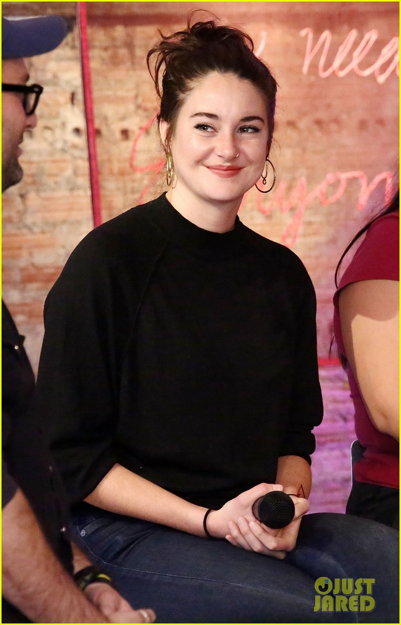 Shailene Woodley Isn't Backing Down With Her Dakota Access Pipeline Protests!