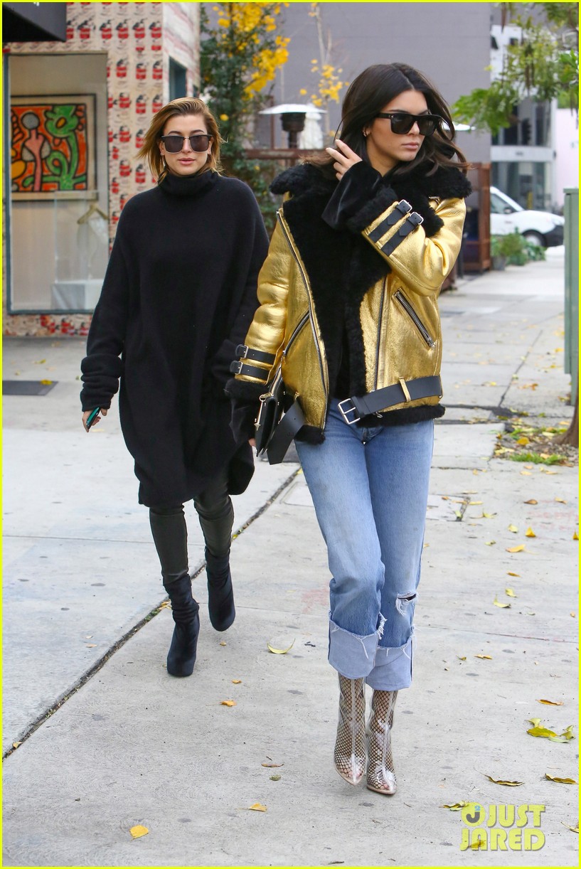 BFF's Hailey Baldwin & Kendall Jenner Bring Along New Puppy For Shopping Trip