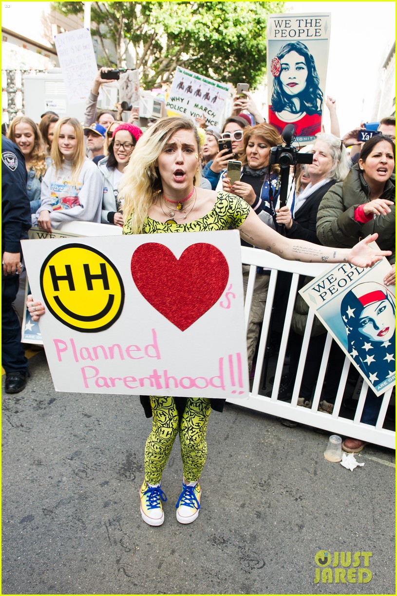 Demi Lovato, Miley Cyrus, & Yara Shahidi Make Their Voices Heard at Women's March