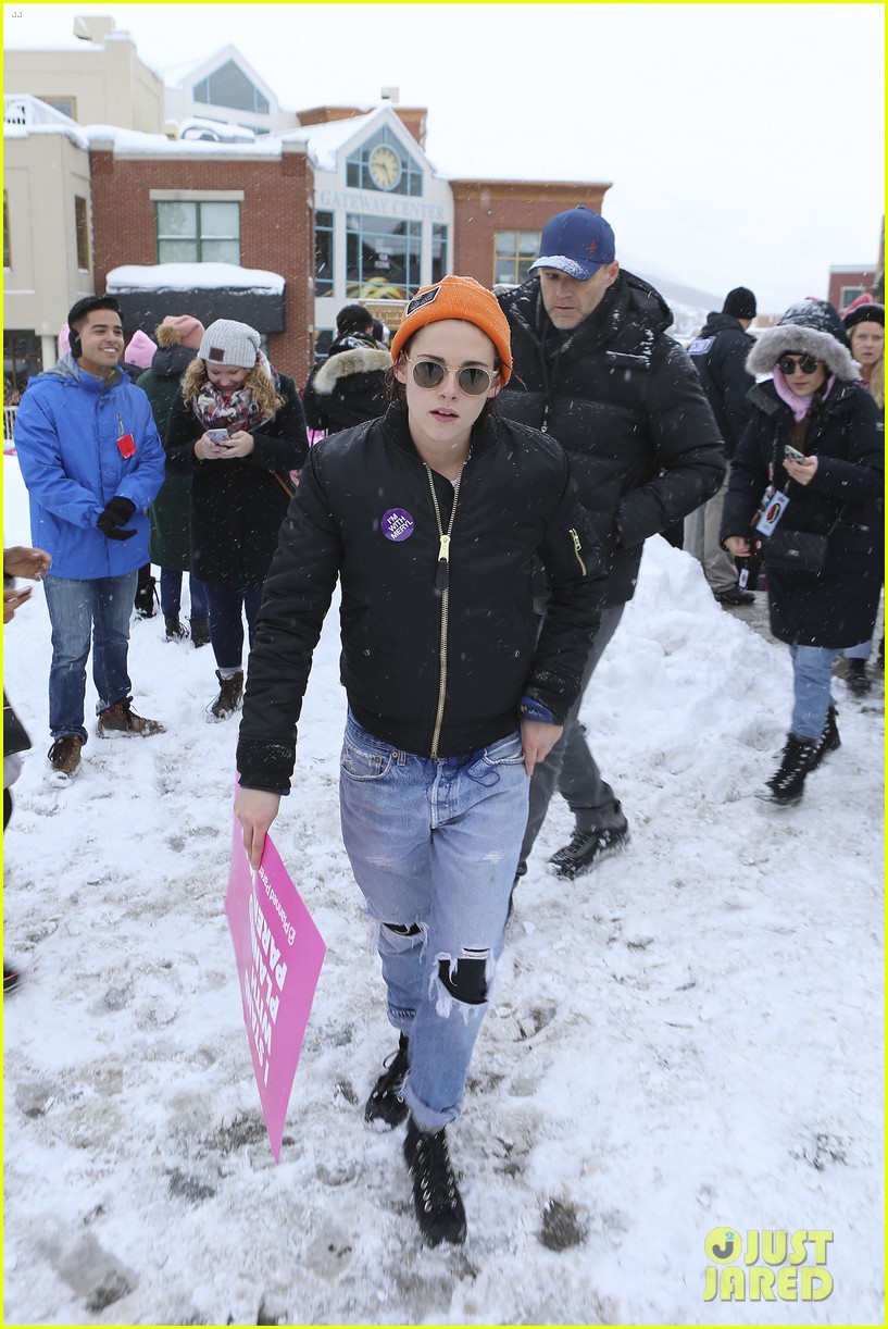 Vanessa Hudgens & Kristen Stewart Stand Up For Women's Rights