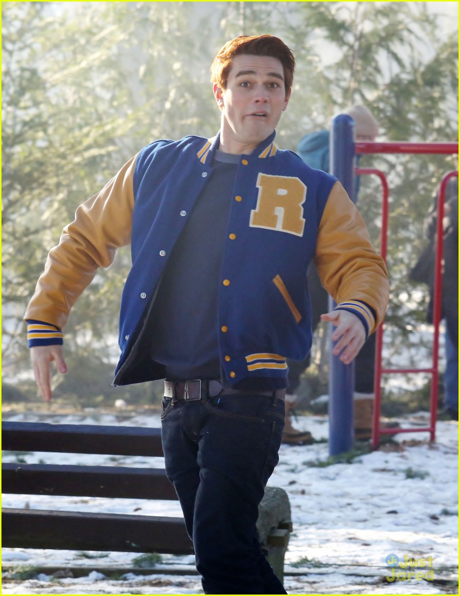 KJ Apa Can't Stop Making Funny Faces on 'Riverdale' Set