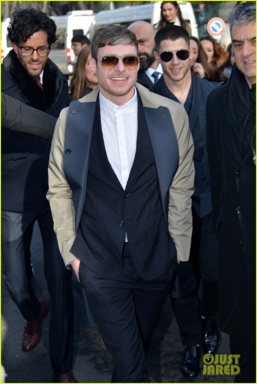 Nick Jonas Suits Up & Makes Us Swoon at Emporio Armani's Milan Fashion Show