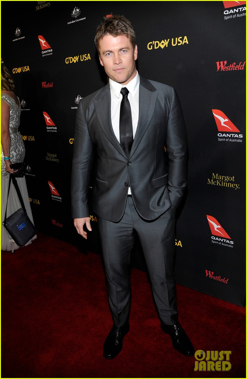 Brenton Thwaites & Callan McAuliffe Bring Stud Factor To G'Day Black Tie Gala