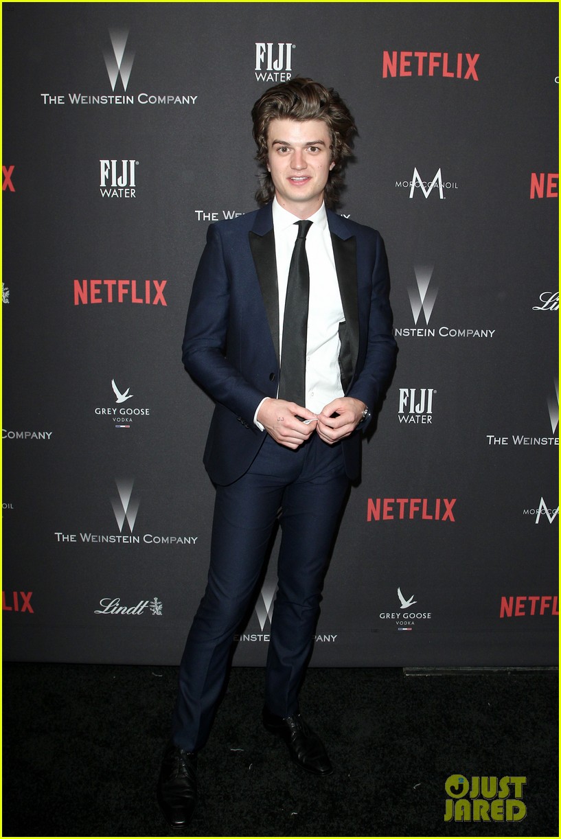 'Stranger Things' Cast Party With Netflix After Golden Globes 2017