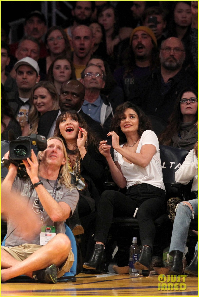 Vanessa Hudgens & Ashley Tisdale Are Total Friendship Goals!