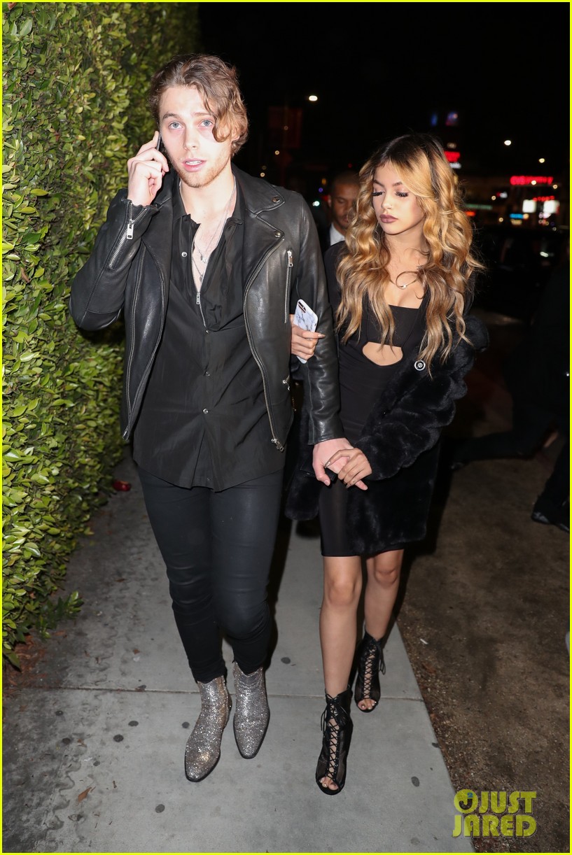 5SOS's Michael Clifford & Luke Hemmings Party With Girlfriends For Grammys Weekend 2017
