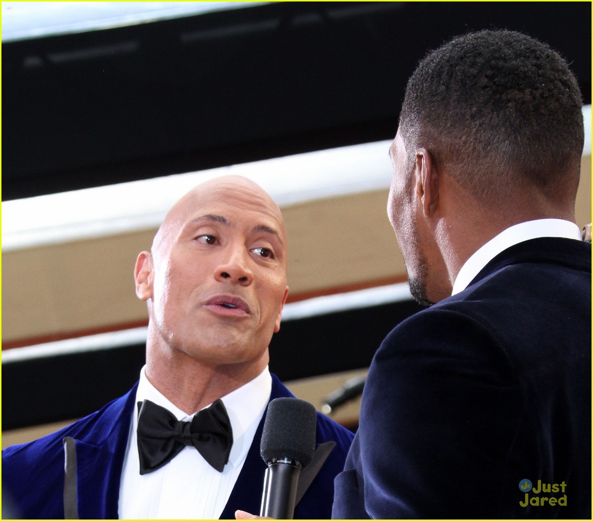 'Moana's Auli'i Cravalho Really Loved Dwayne Johnson's Blue Velvet Oscars Suit