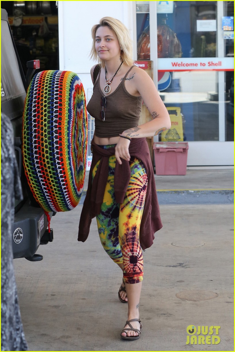 Paris Jackson Shows Off Her Tattoos on a Sunny Day at the Beach