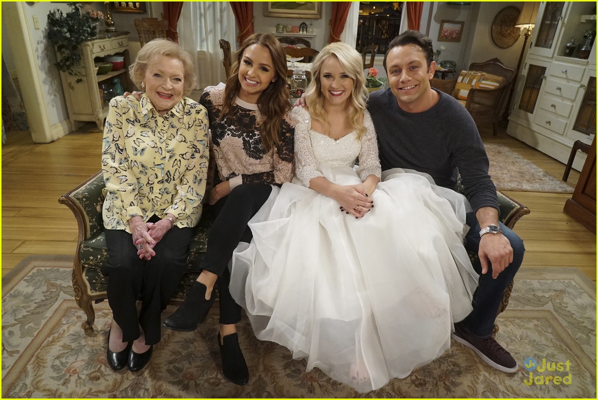 Emily Osment Is Back In THAT Wedding Dress For 'Young & Hungry'