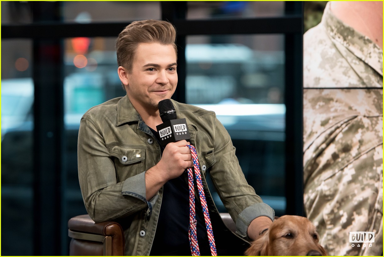 Hunter Haynes & Girlfriend Libby Barnes Are Still Going Strong!