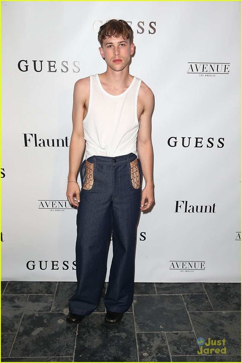 '13 Reasons Why' Star Tommy Dorfman Is 'Spontaneous' & We Definitely Believe It!