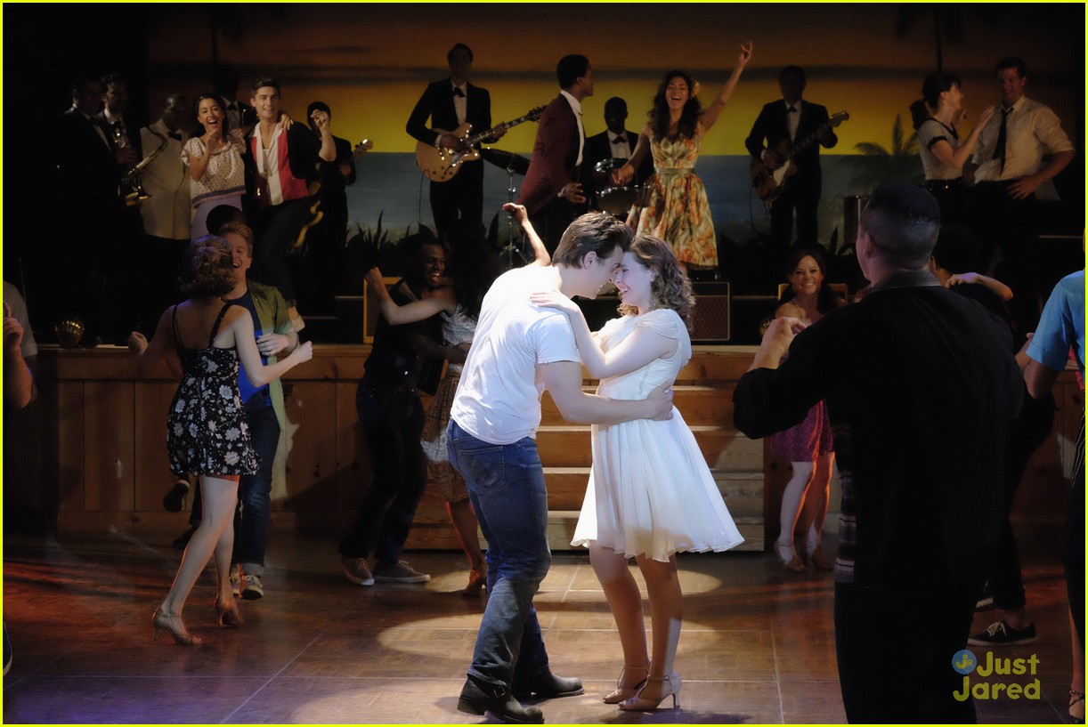 Abigail Breslin Almost Said No To Playing Baby in 'Dirty Dancing' Remake