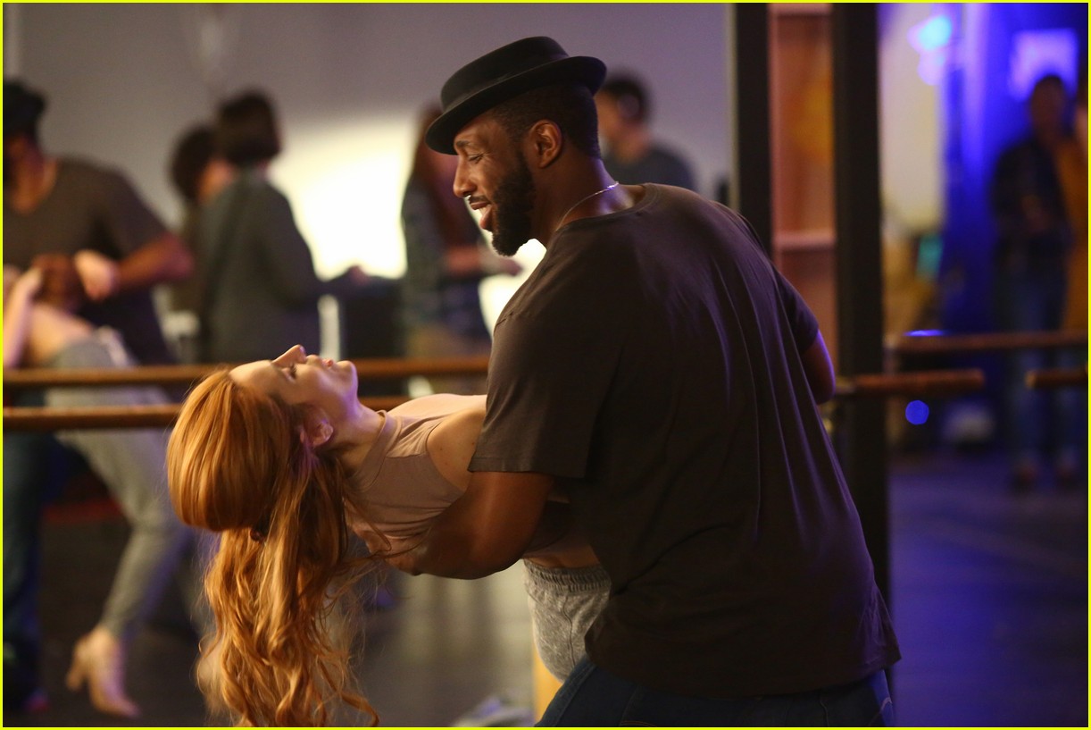 Former 'Bachelor' Couple Ben & Lauren Stop By 'Famous in Love' Tonight