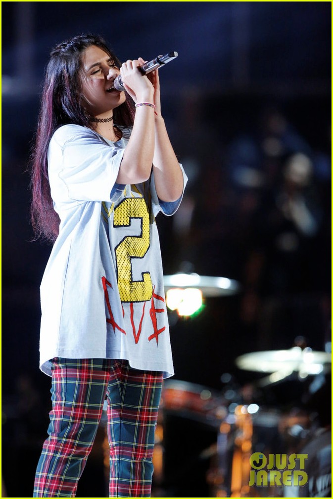 Alessia Cara Performs 'Stay' & 'Scars to Your Beautiful' on 'The Voice' - Watch!