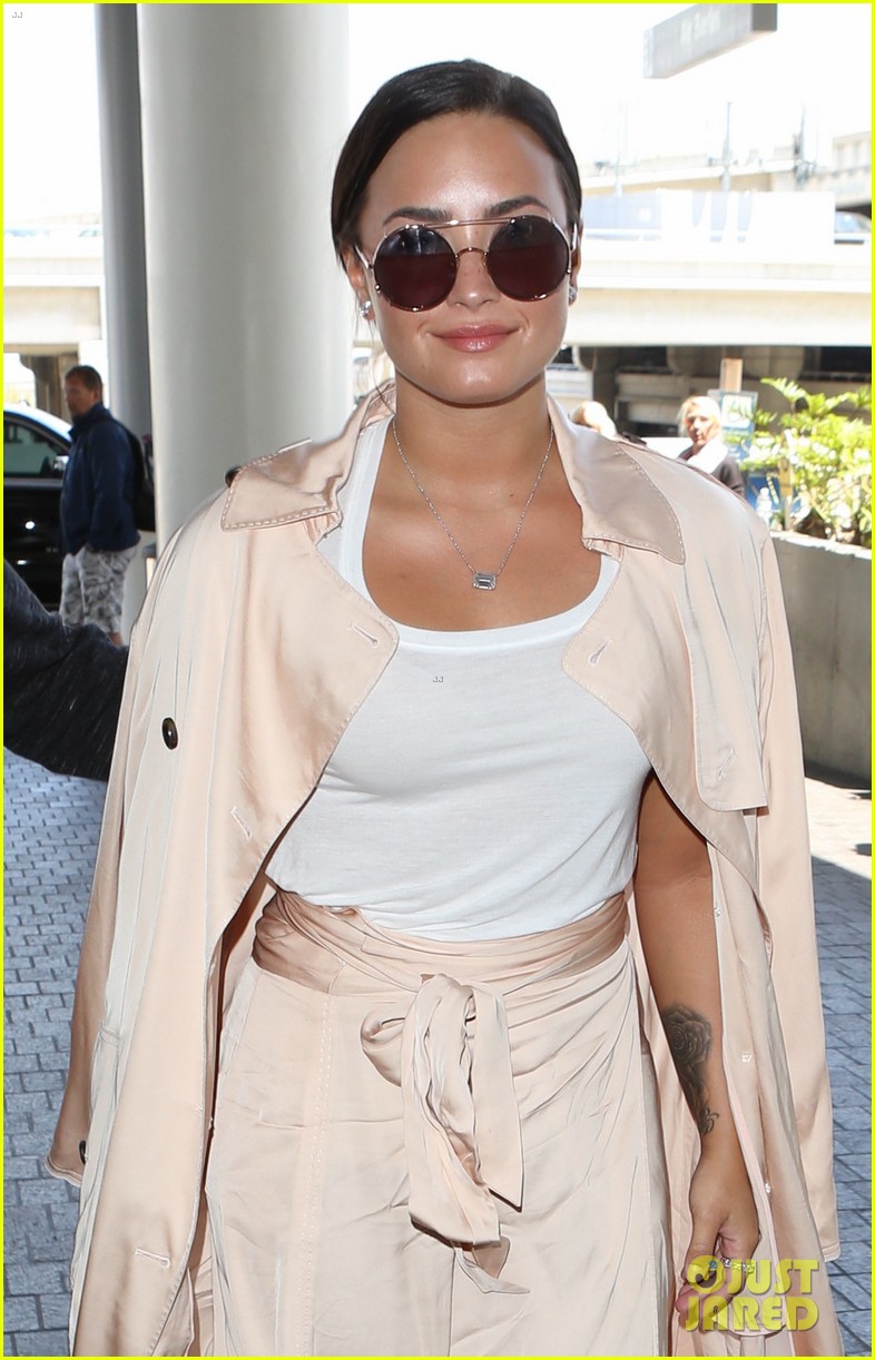 Demi Lovato Shows Off Her Airport Style While Jetting Out of LA