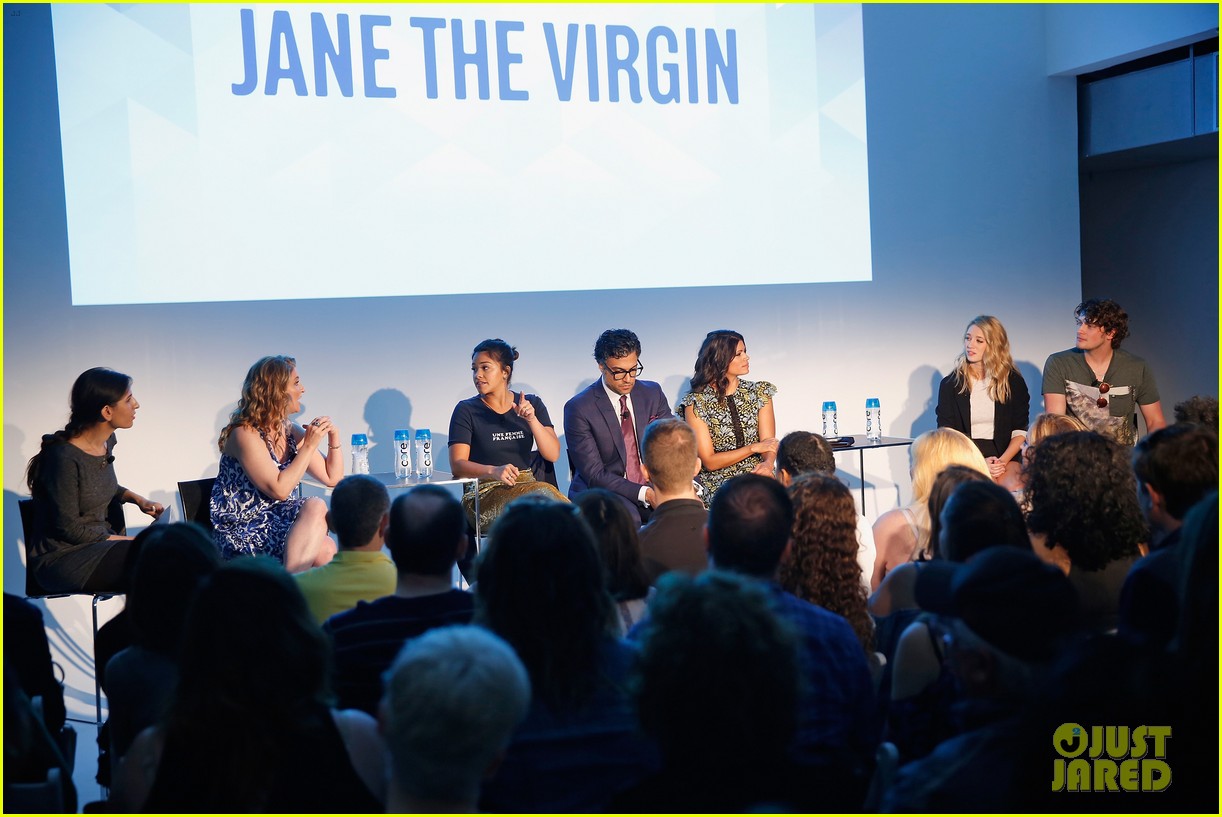 Gina Rodriguez Calls This 'Jane the Virgin' Moment 'The Worst Experience' as an Actor