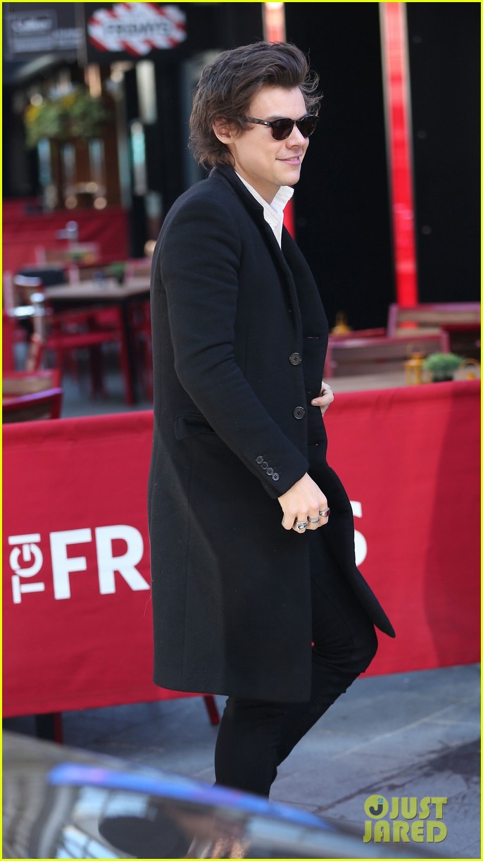 Harry Styles' New Song 'Sweet Creature' Is Headed to the Top of the Charts!