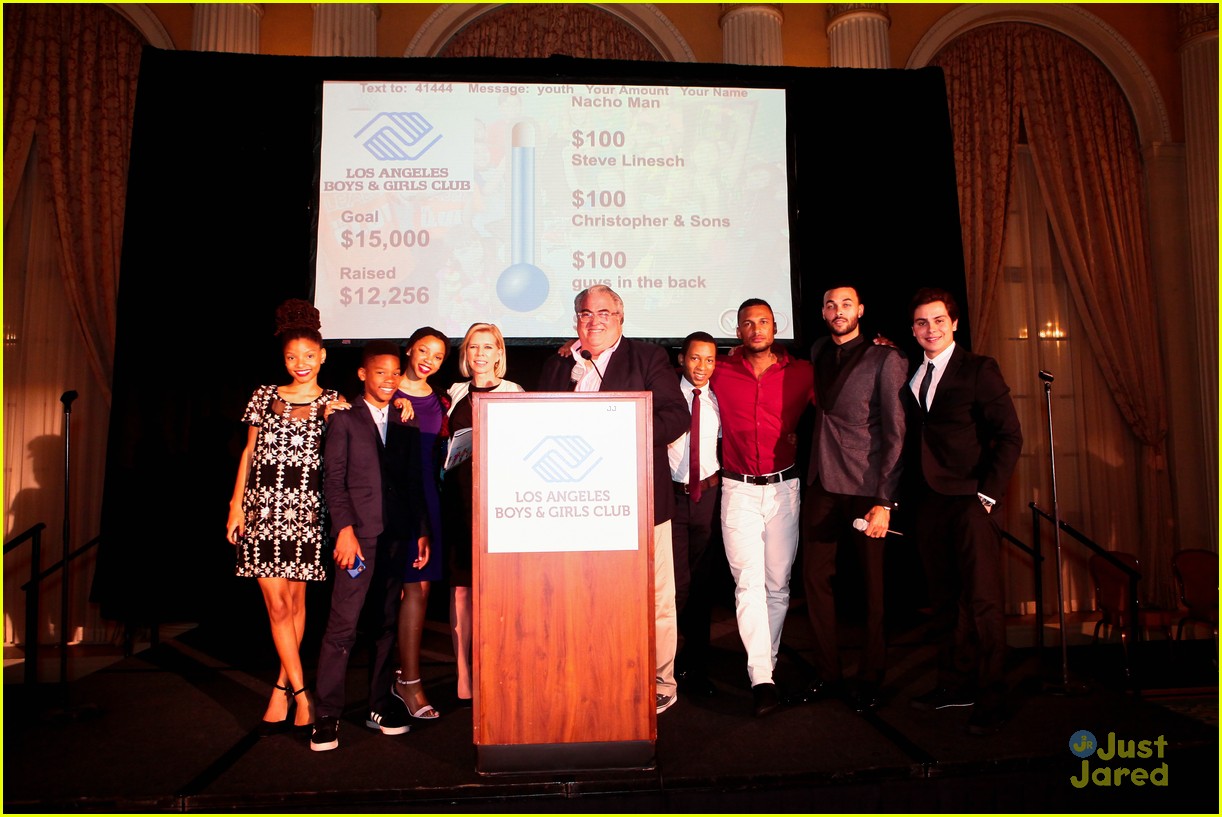 Jake T. Austin Suits Up Sharp For The LA Boys & Girls Club Benefit Dinner
