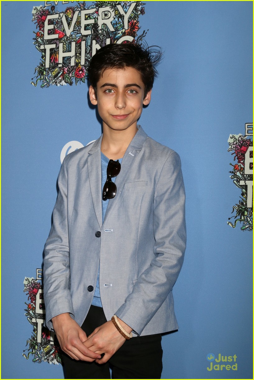 Kelli Berglund & Jake T. Austin Get a Sneak Peek of 'Everything, Everything' in LA