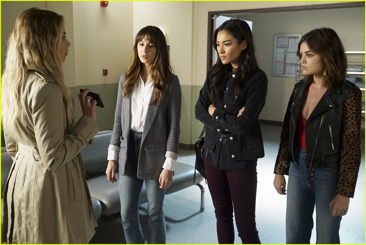 Hanna Has to Tell Caleb Everything on Tonight's 'Pretty Little Liars'