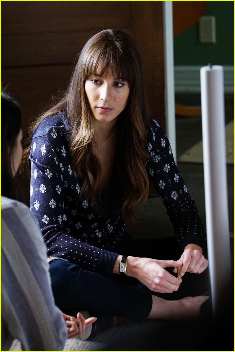 Lucas Has 'A' Major Secret on Tonight's 'Pretty Little Liars'