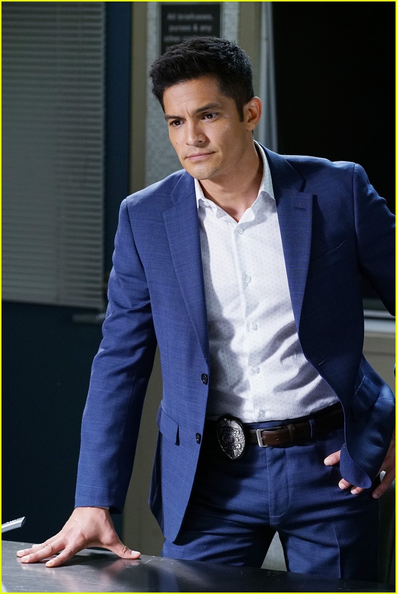 Lucas Has 'A' Major Secret on Tonight's 'Pretty Little Liars'