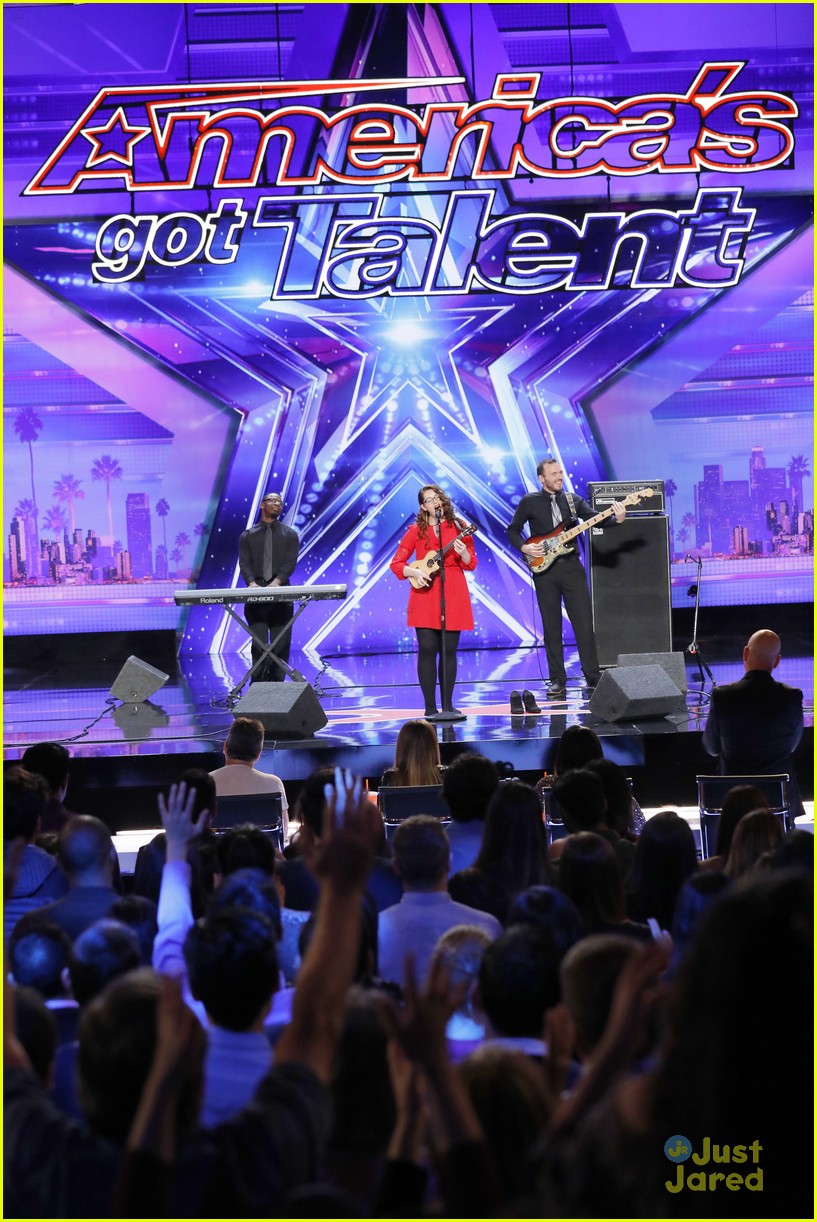 Grace VanderWaal Reminisces About Her AGT Golden Buzzer Moment