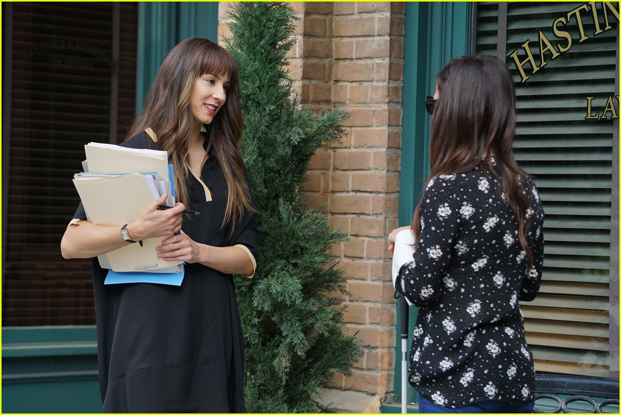 'Pretty Little Liars' Finale Has 'Almost Three Endings,' Marlene King Says