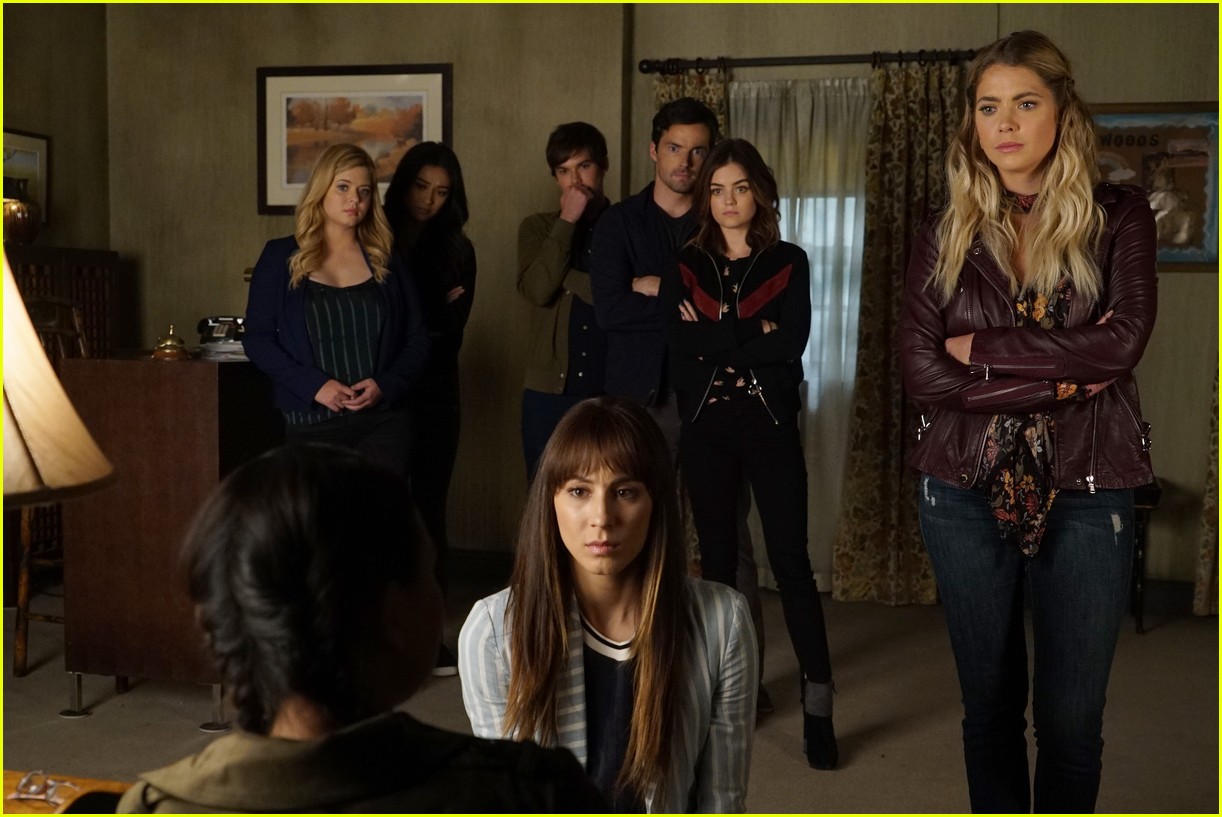 Do These 'Pretty Little Liars' Photos Spoil Who Killed Charlotte?