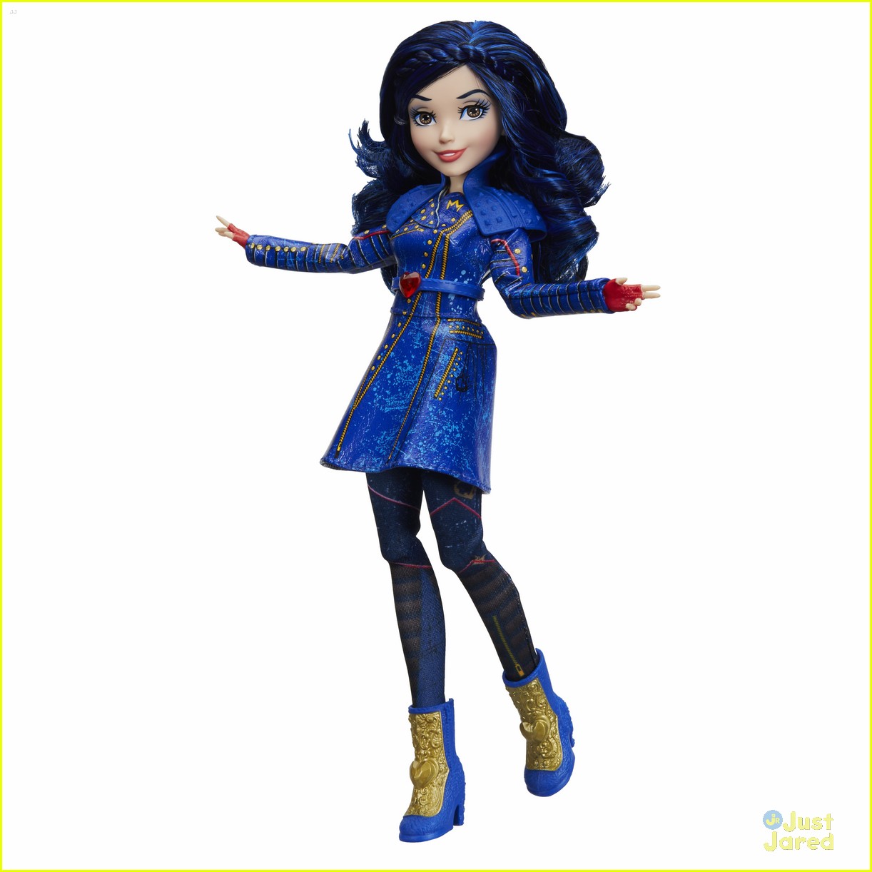 China Anne McClain Unboxes Her First 'Descendants 2' Uma Doll & It's The Cutest Thing Ever!