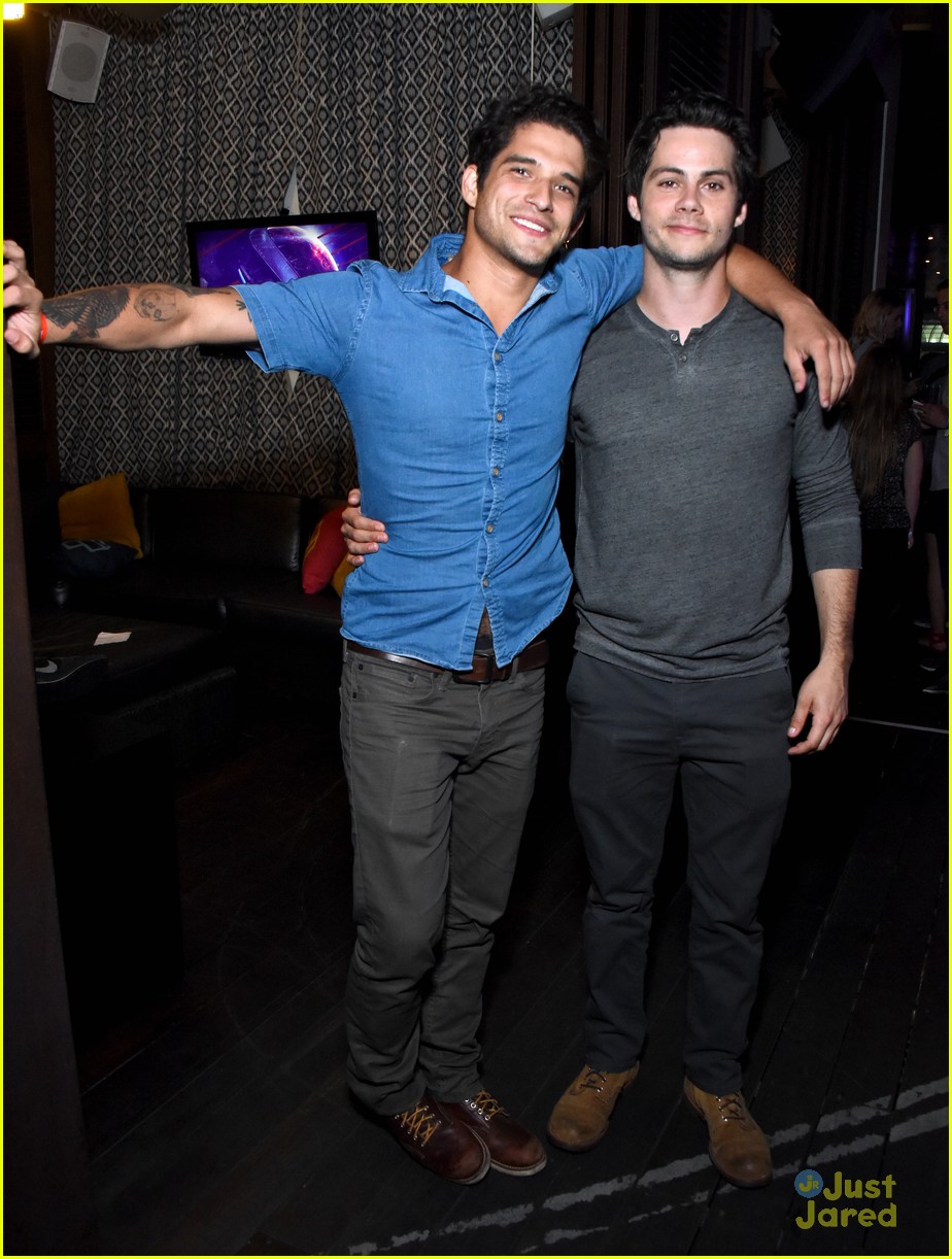 'Shadowhunters' 'Teen Wolf' & 'Stitchers' Casts Party It Up at Comic-Con 2017