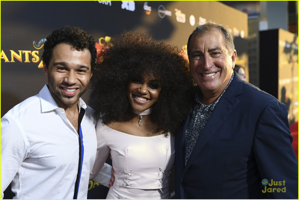 'HSM's Taylor, Chad, Ryan & Kelsi Hit 'Descendants 2' Premiere To Support Kenny Ortega