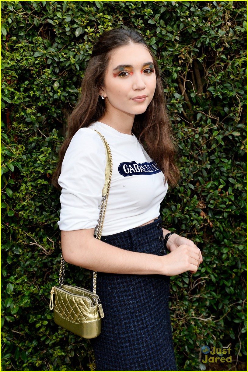 Rowan Blanchard Wears Four Different Eye Shadows At Once For Chanel Dinner With Yara Shahidi