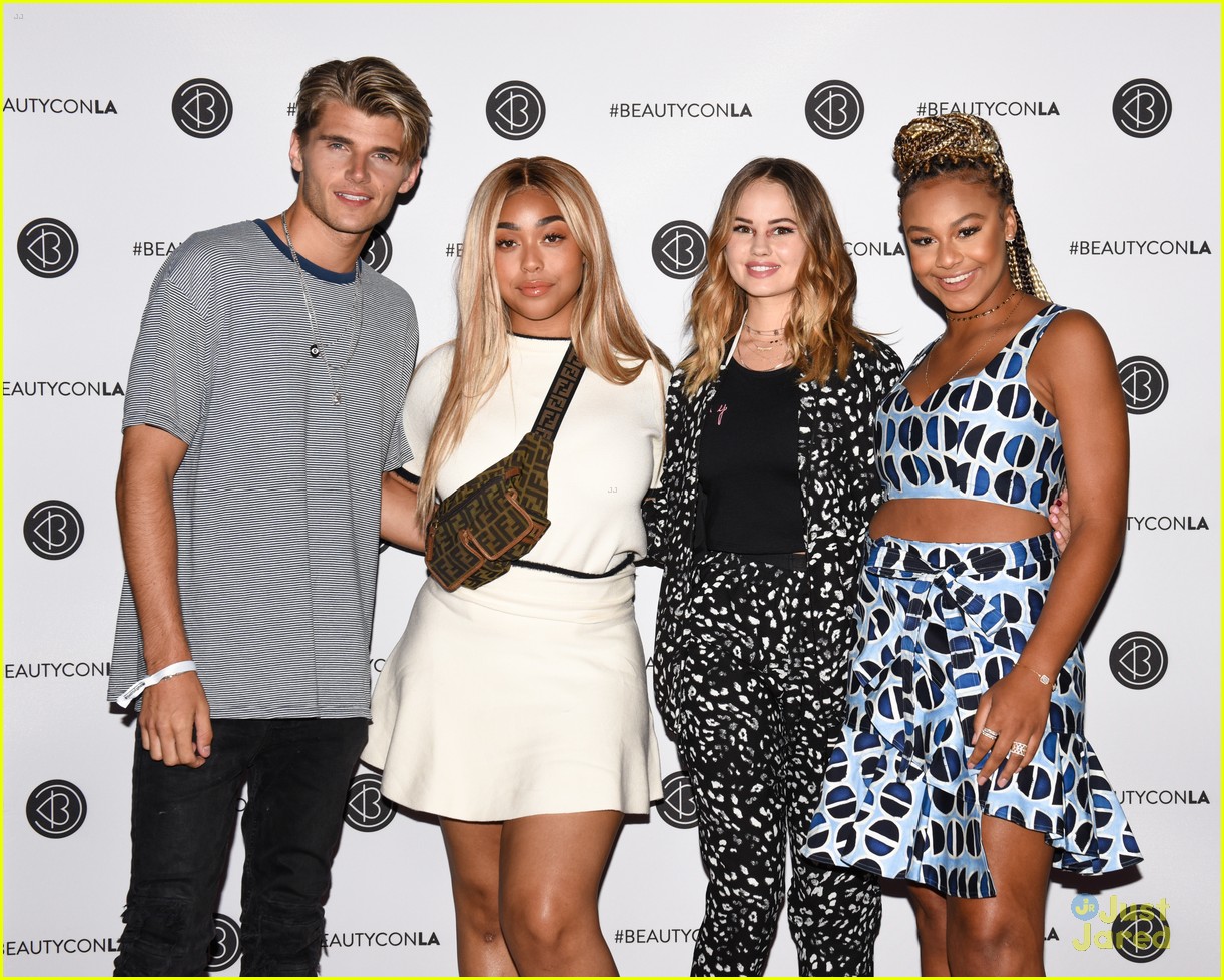 Debby Ryan & Nia Sioux Team Up for BeautyCon LA Panel