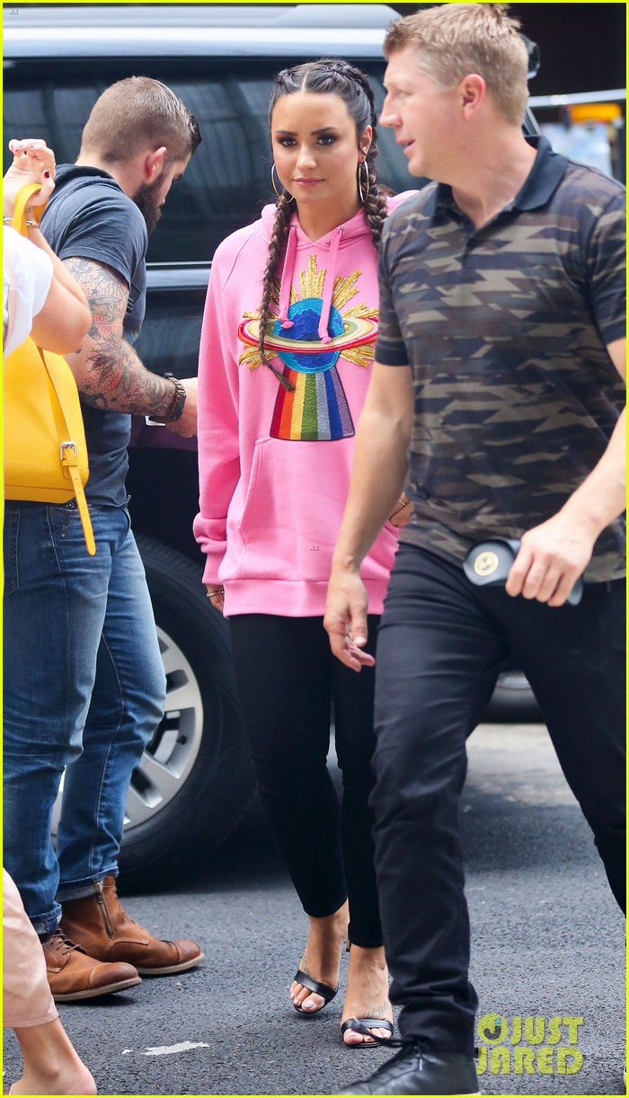 Demi Lovato is Slaying the Streets of NYC!