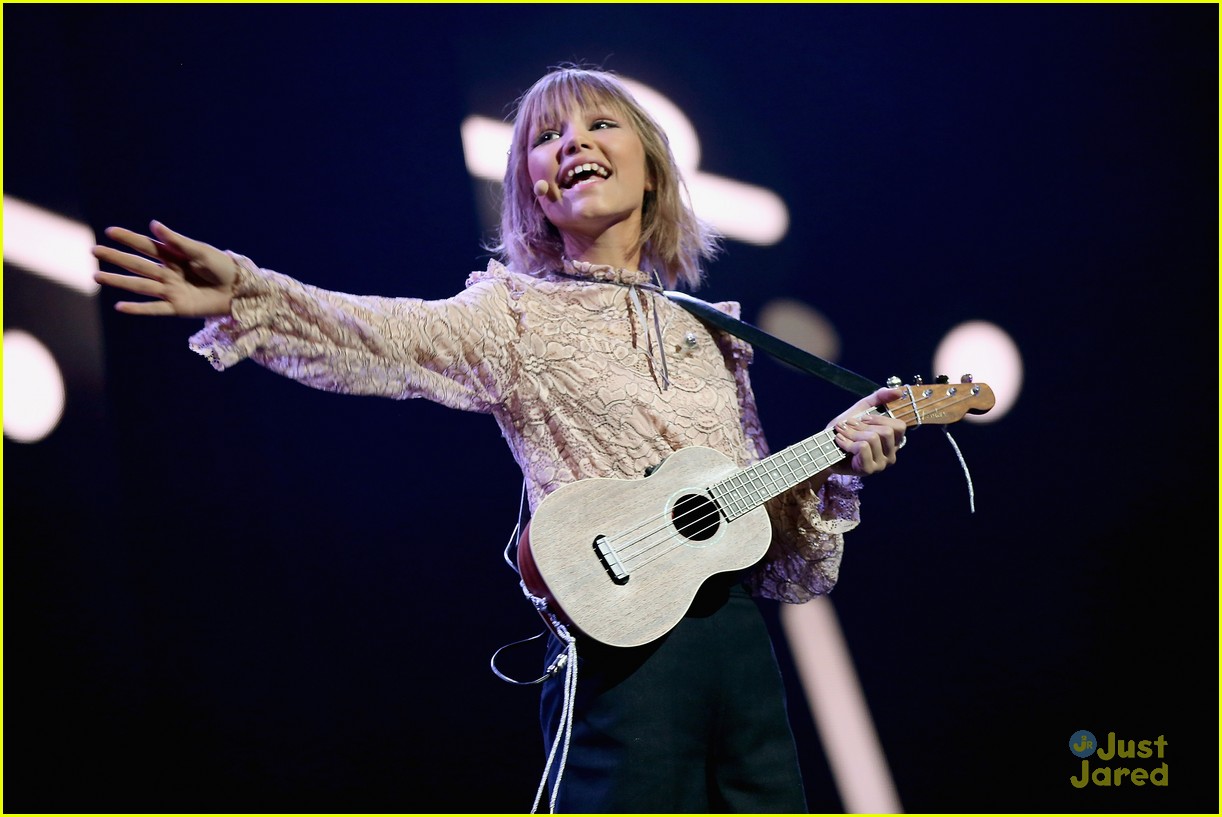 Grace VanderWaal Really Wants Fans To Smile With Her New Album
