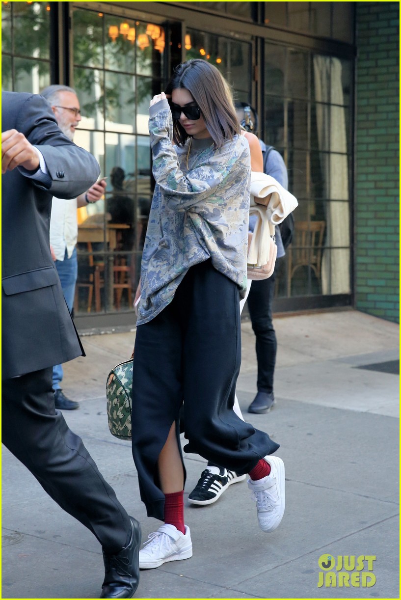 Kendall, Gigi, & Bella Are Prepping for NYFW!