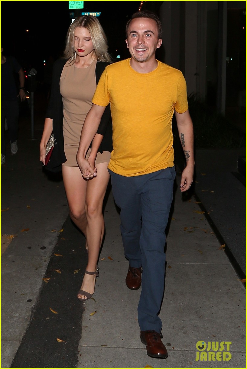 Frankie Muniz Looks So Happy with Girlfriend Paige Price!
